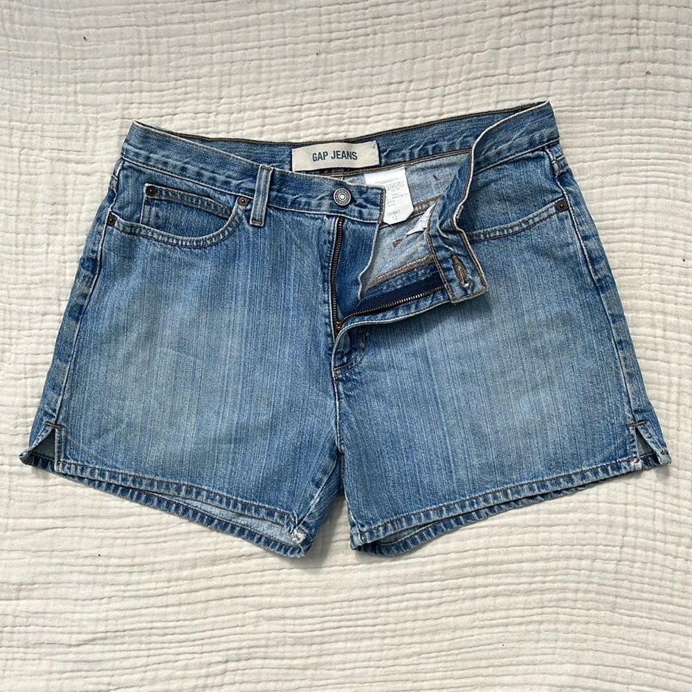 GAP Light Blue Jean Shorts - Picture 3 of 6